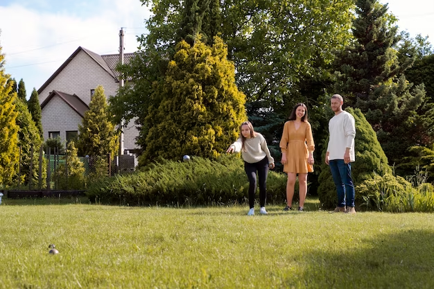Day Trip Creative | Best Suburbs to Live in Adelaide for Families Top-rated Adelaide suburb for families - safe and welcoming